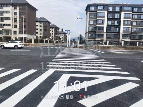 道路劃線標(biāo)線的驗收標(biāo)準(zhǔn)以及車位劃線的施工過程要點？